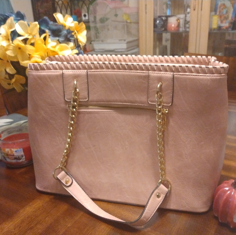 Pink laptop tote